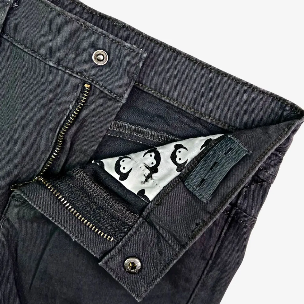 Skinny Twill Pant