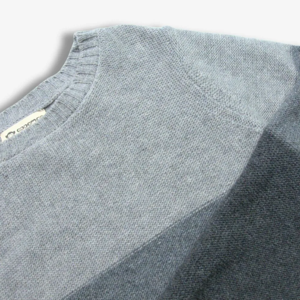 Kos Sweater