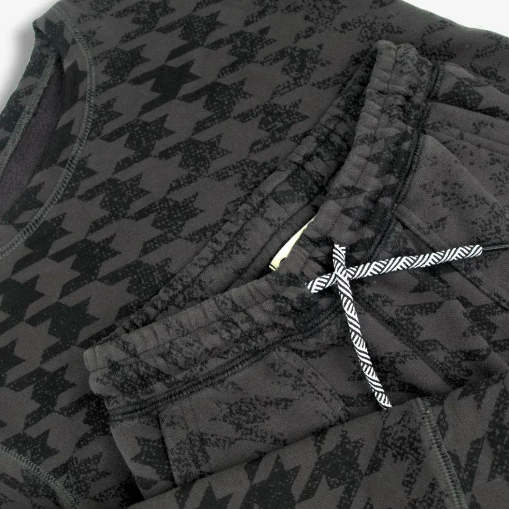 Revel Crewneck
